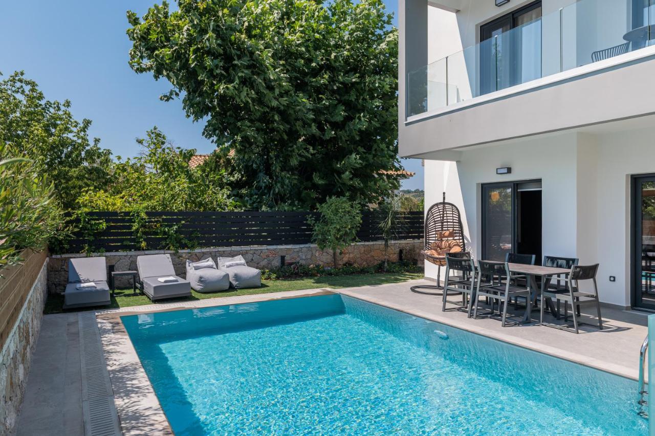 Sezian Boutique Homes And Villas เปรเวซา ภายนอก รูปภาพ