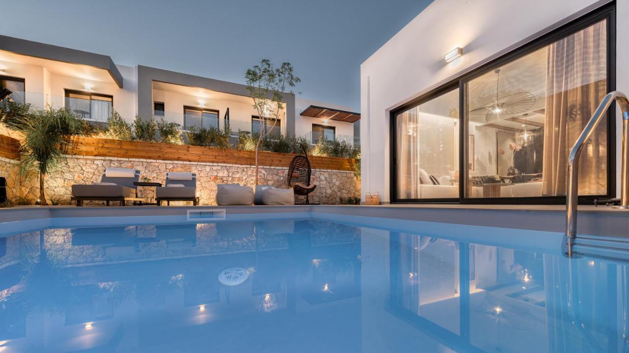 Sezian Boutique Homes And Villas เปรเวซา ภายนอก รูปภาพ