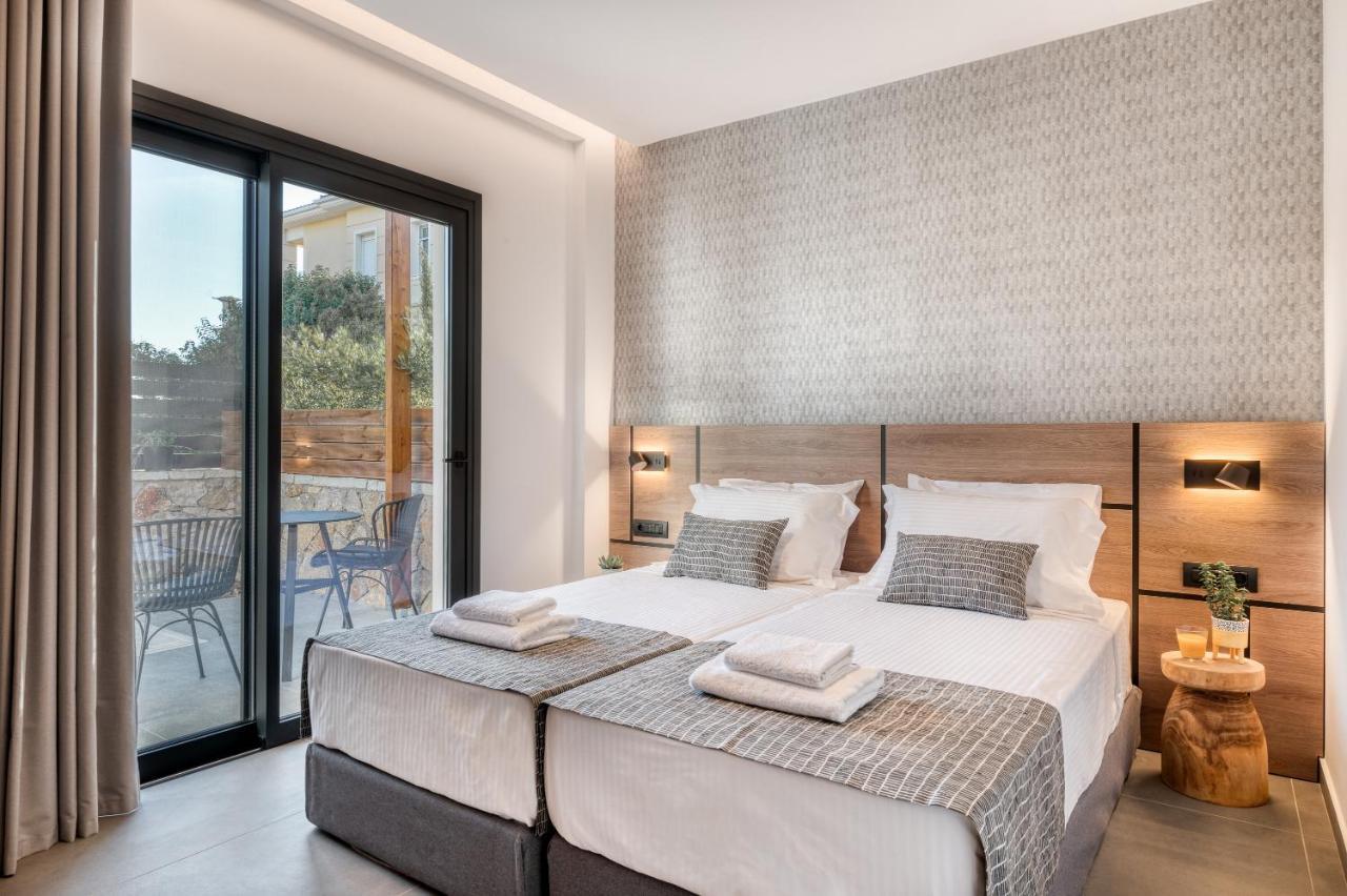 Sezian Boutique Homes And Villas เปรเวซา ภายนอก รูปภาพ