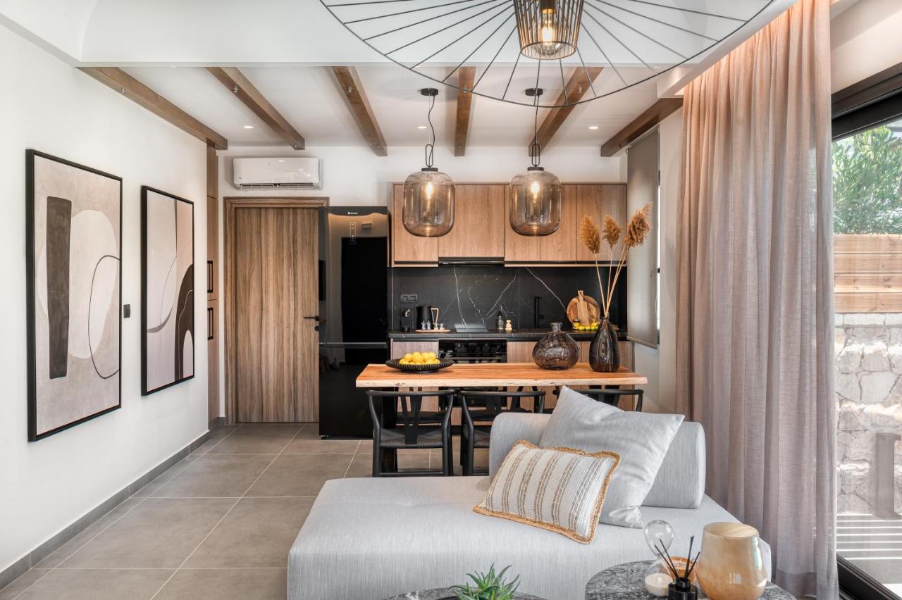 Sezian Boutique Homes And Villas เปรเวซา ภายนอก รูปภาพ