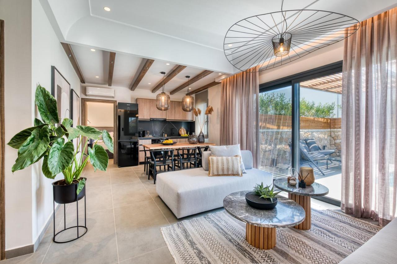 Sezian Boutique Homes And Villas เปรเวซา ภายนอก รูปภาพ