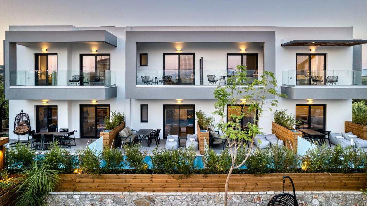 Sezian Boutique Homes And Villas เปรเวซา ภายนอก รูปภาพ