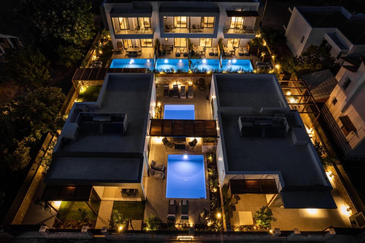 Sezian Boutique Homes And Villas เปรเวซา ภายนอก รูปภาพ