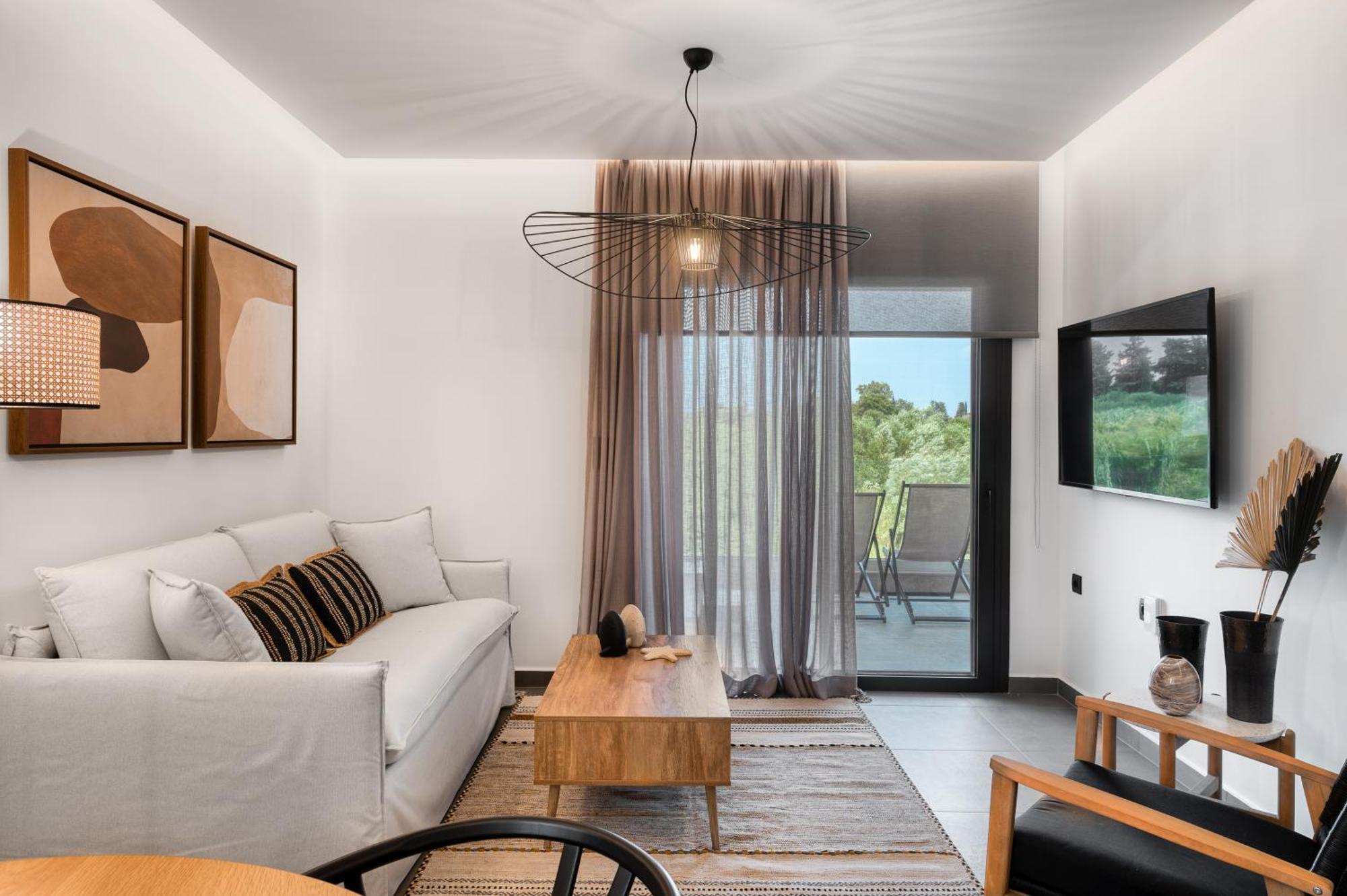 Sezian Boutique Homes And Villas เปรเวซา ภายนอก รูปภาพ